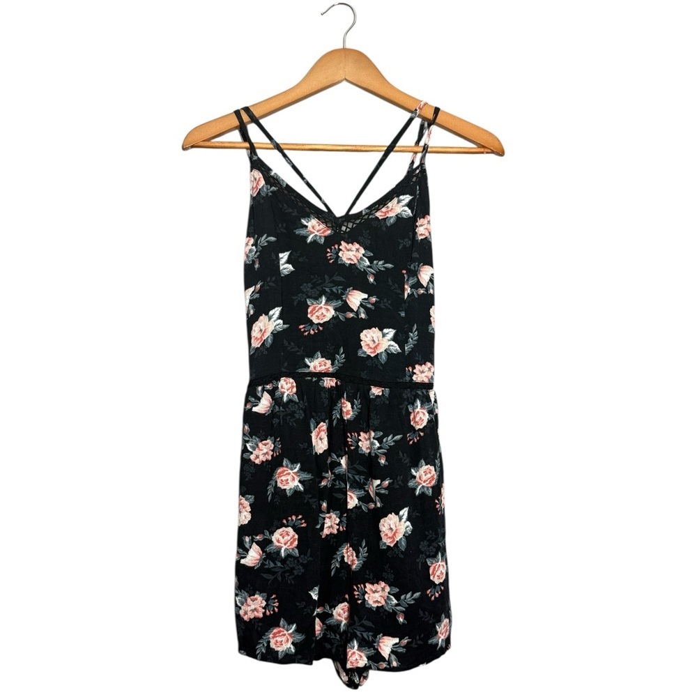 Hollister Floral Black Romper Women’s XS Adjustable Straps Summer Casual